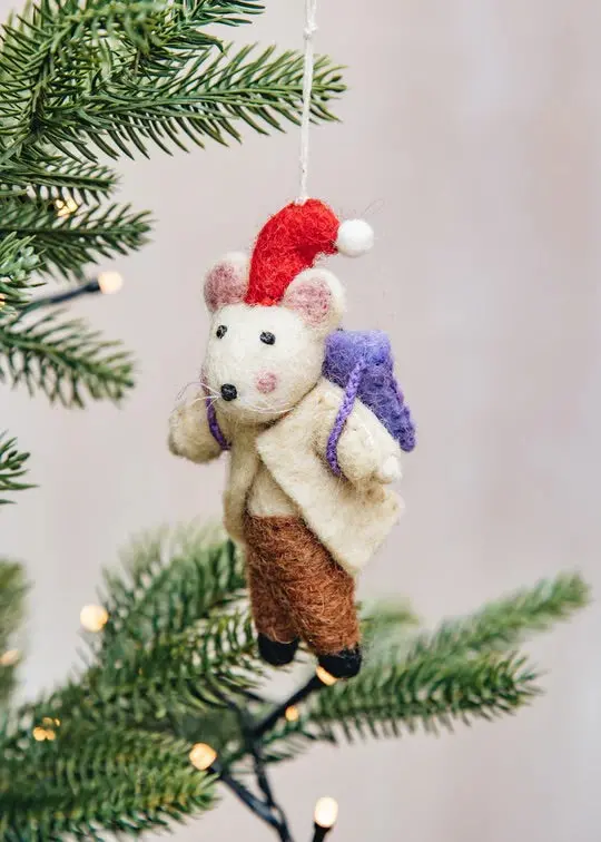Backpacking Mouse | Christmas Ornament 1