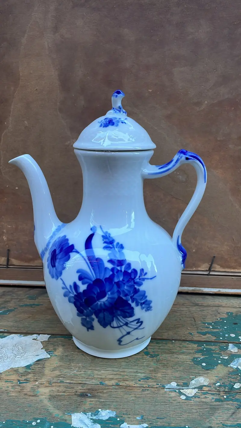 Coffee Pot With Lid  Royal Copenhagen Denmark, Mid-20Th Century 1