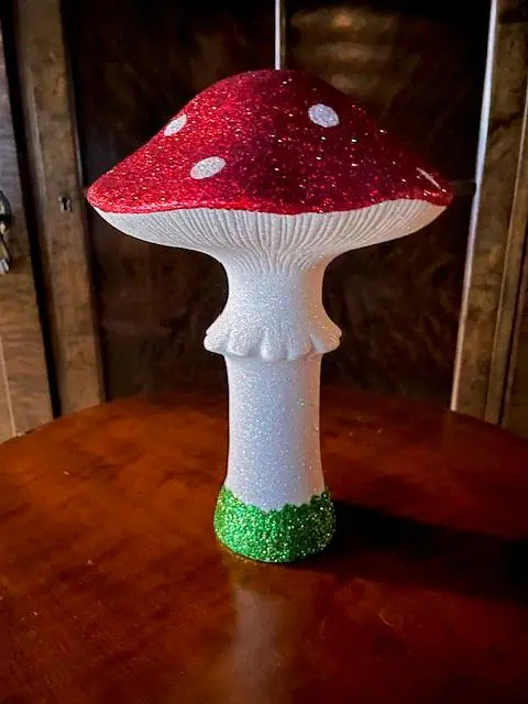 Large Red Glitter Mushroom | Ino Schaller 1
