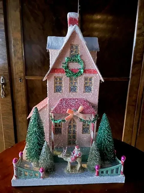 Merry Merry House – Glittery Storybook Christmas House Décor 1
