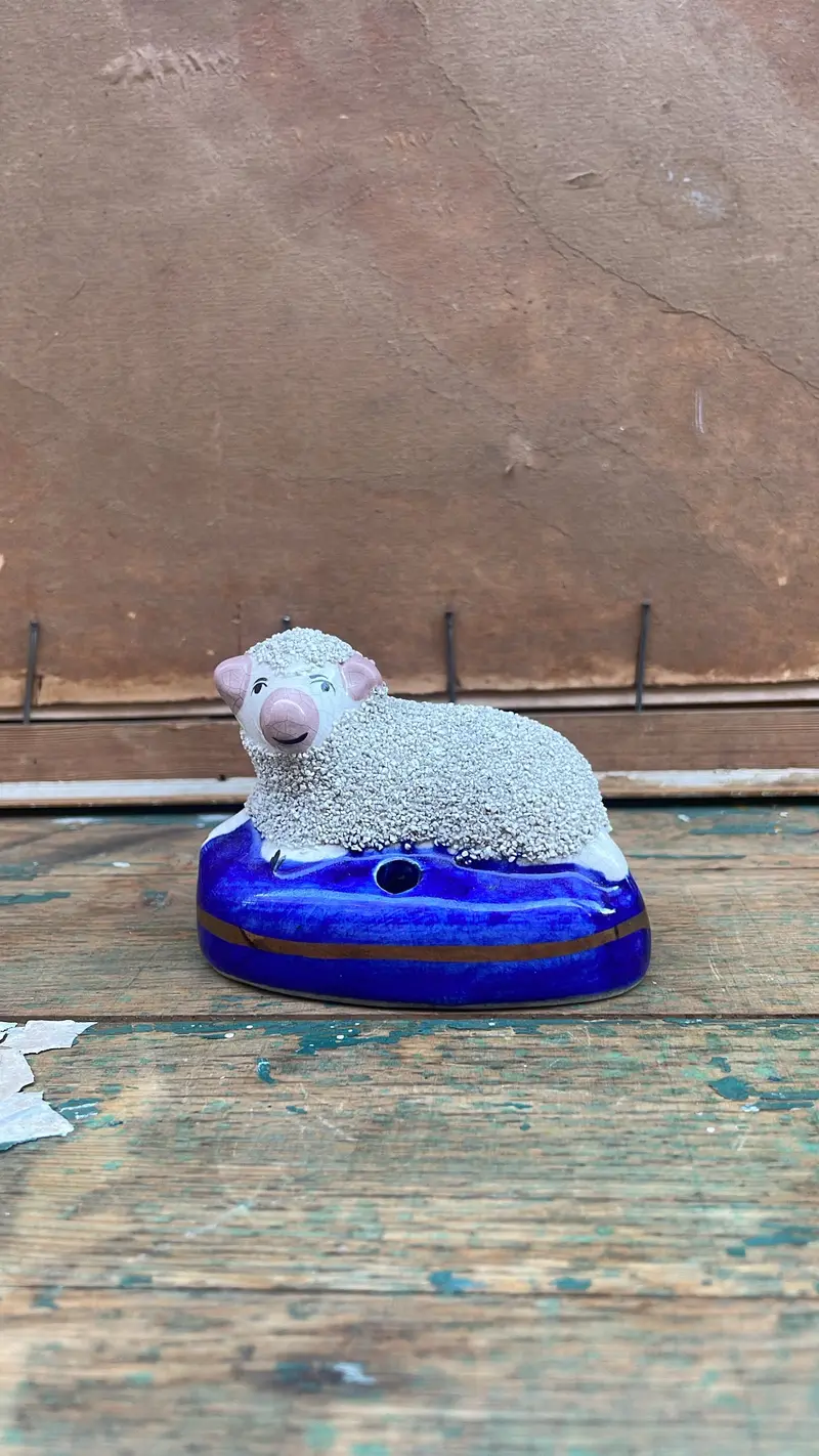 Vintage Ceramic Lamb Single-Stem Flower Holder 1