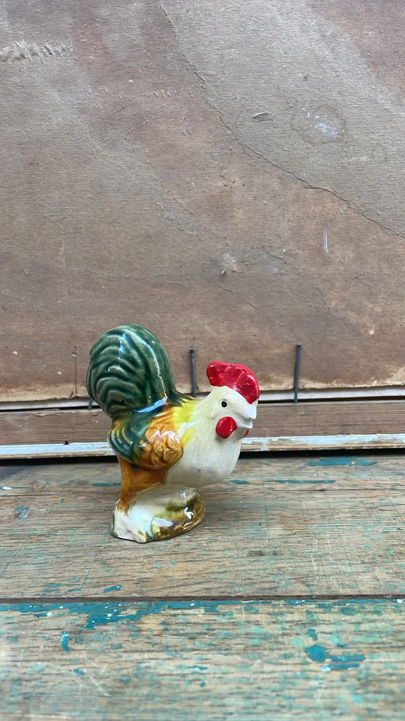 Vintage Ceramic Rooster Figurine 1